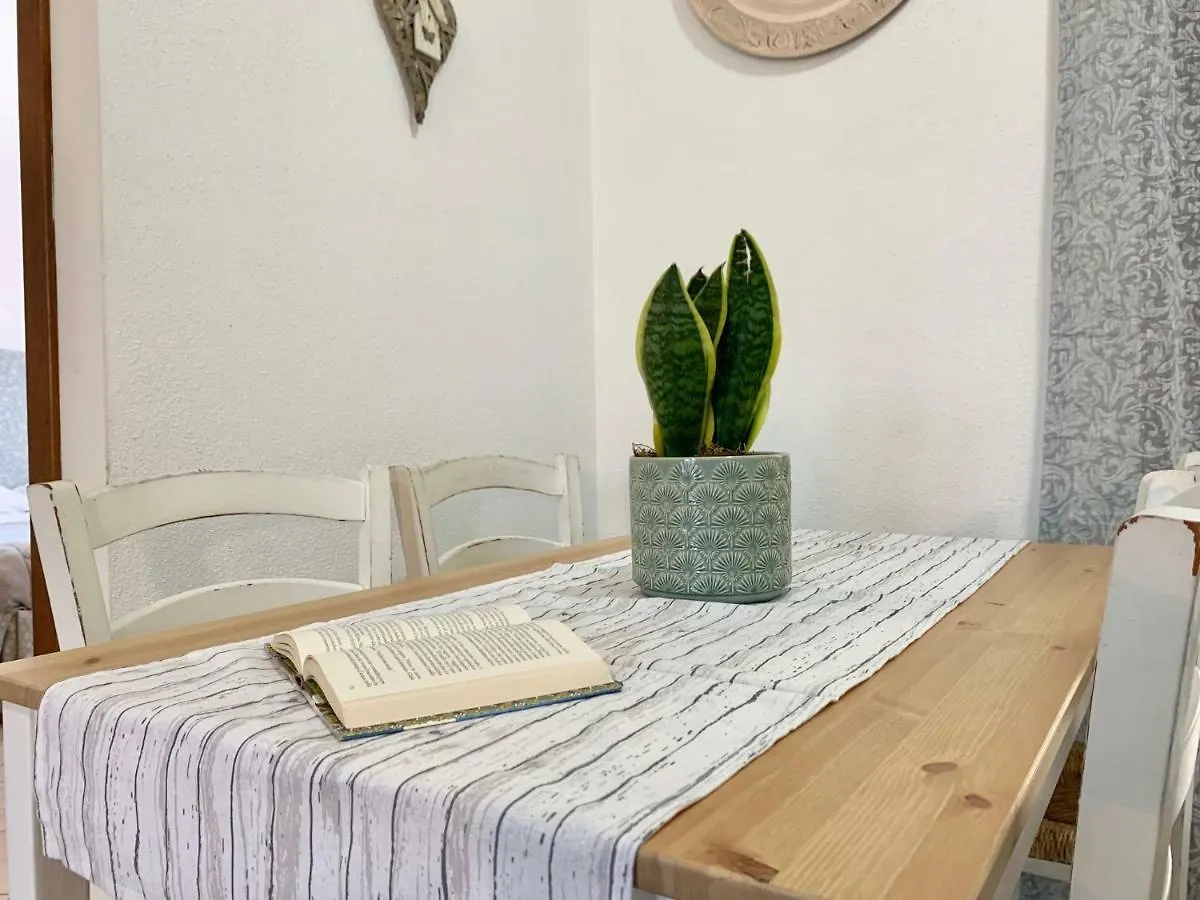 Sanpietroburgo 20 Appartamento Olbia